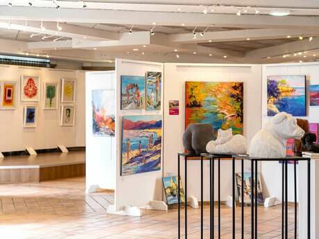 Le Vendredi 5 Sept. , … Salon des Peintres de