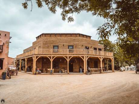 Dîner-banquet « Vignobles en scène en Provence & Bandol » : Duel œno-gastronomique au Ranch la Mène