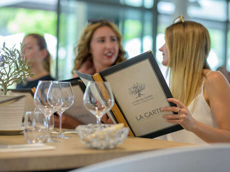 Soirée dégustation vins Bordeaux karaoké Table Oliviers  