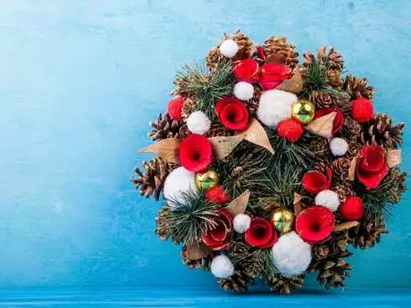 Atelier floral : sphère végétale aux éclats de noël