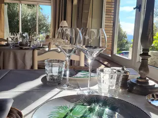 Déjeuner accord met & vin au restaurant Les Santons